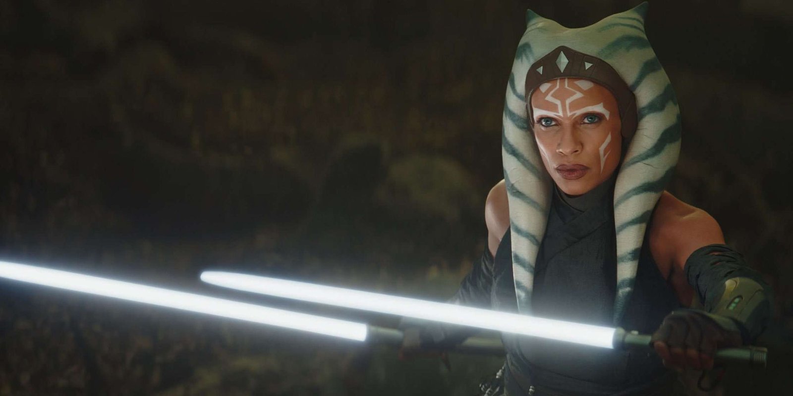 Ahsoka Wielding Her Purified Lightsabers in Star Wars: Ahsoka